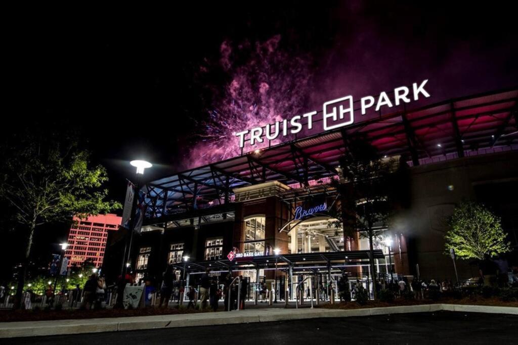 Truist Park Comfort Stays Atlanta Exterior foto